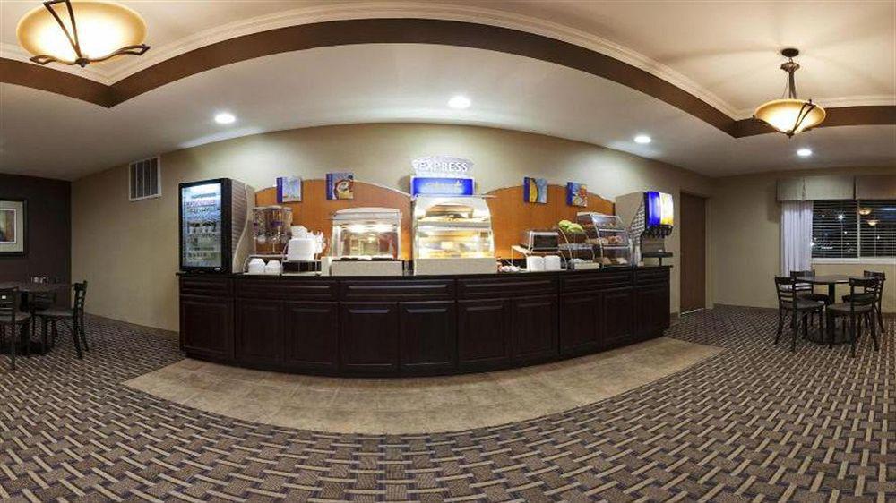 Holiday Inn Express Devils Lake By Ihg Zewnętrze zdjęcie