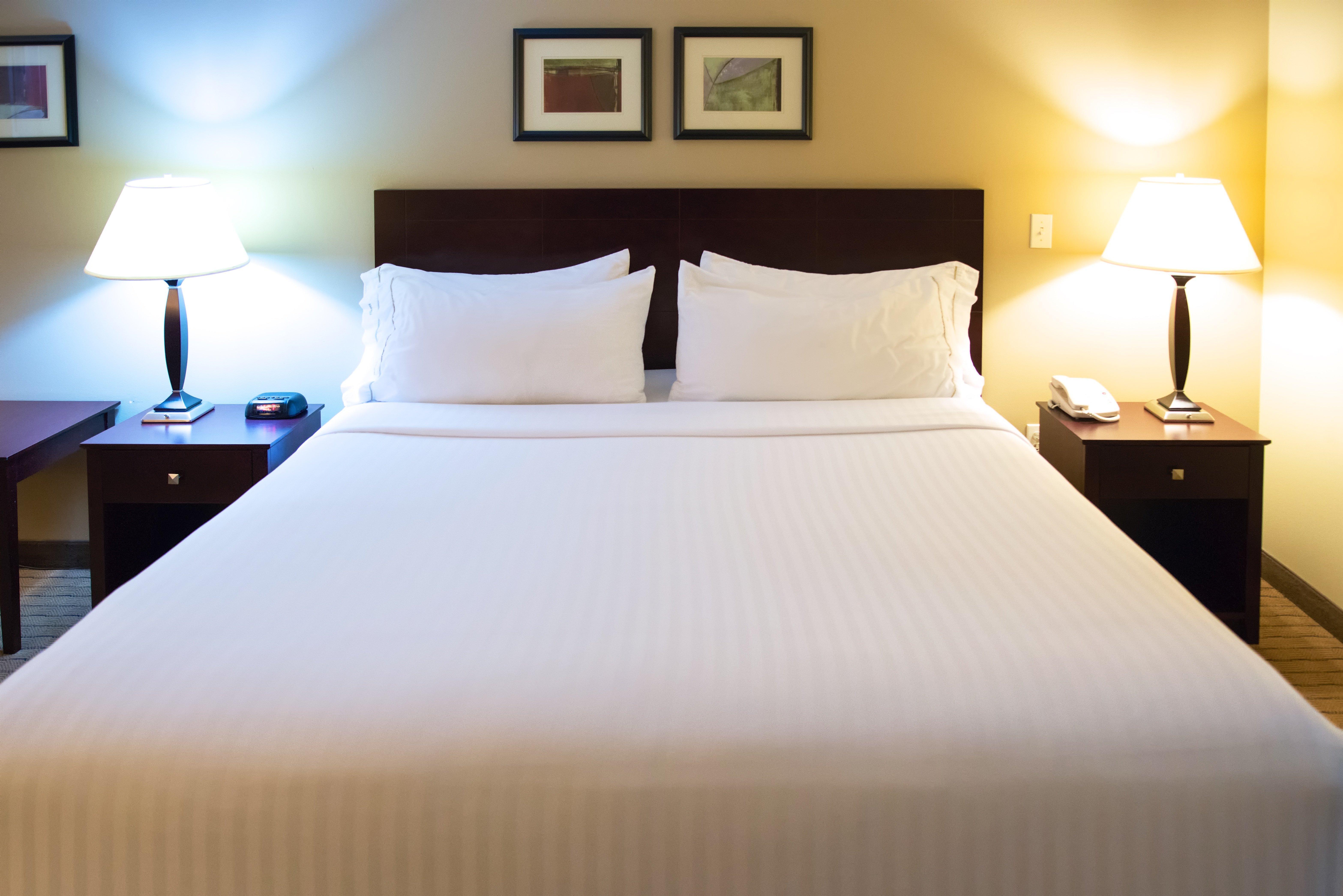 Holiday Inn Express Devils Lake By Ihg Zewnętrze zdjęcie