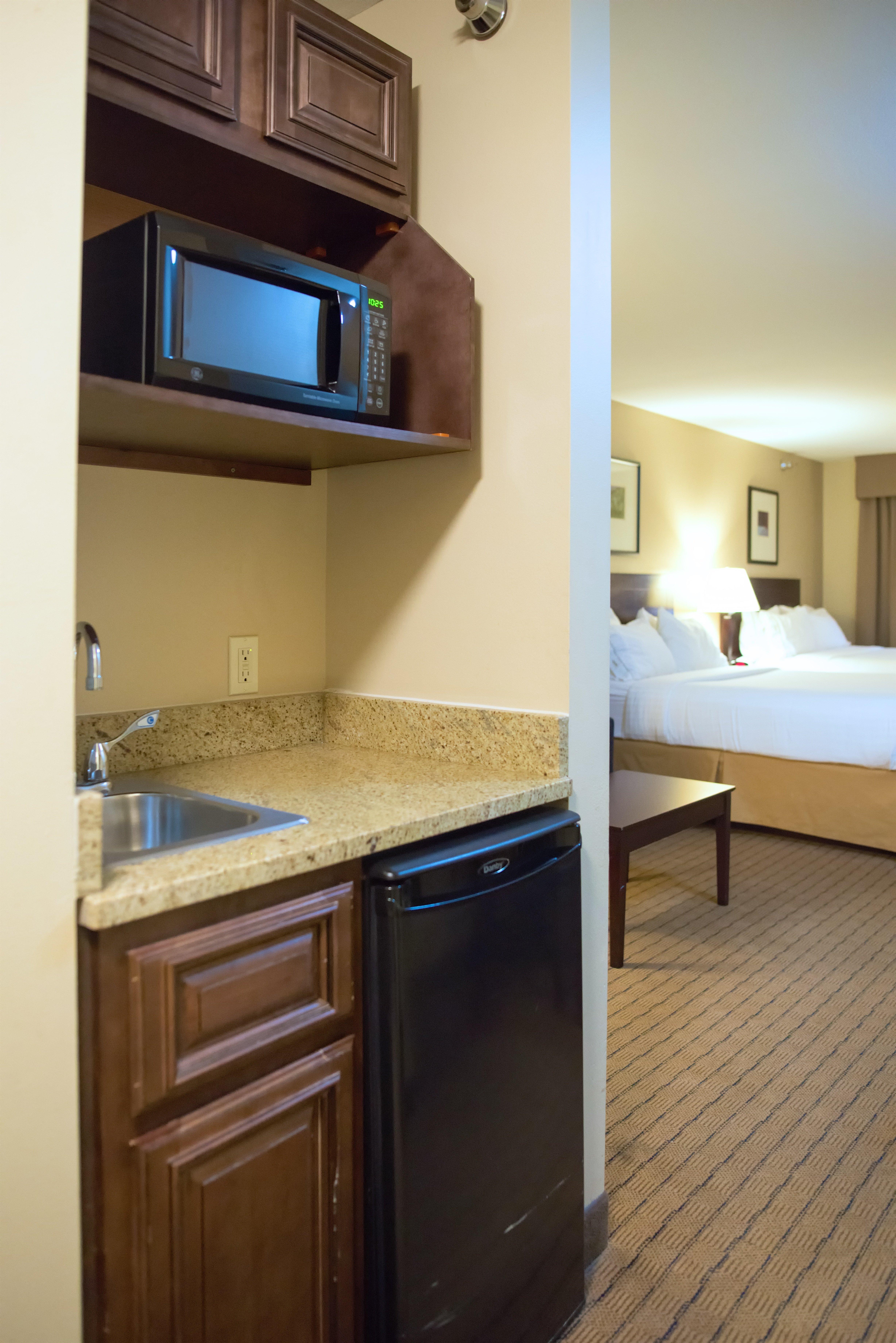 Holiday Inn Express Devils Lake By Ihg Zewnętrze zdjęcie