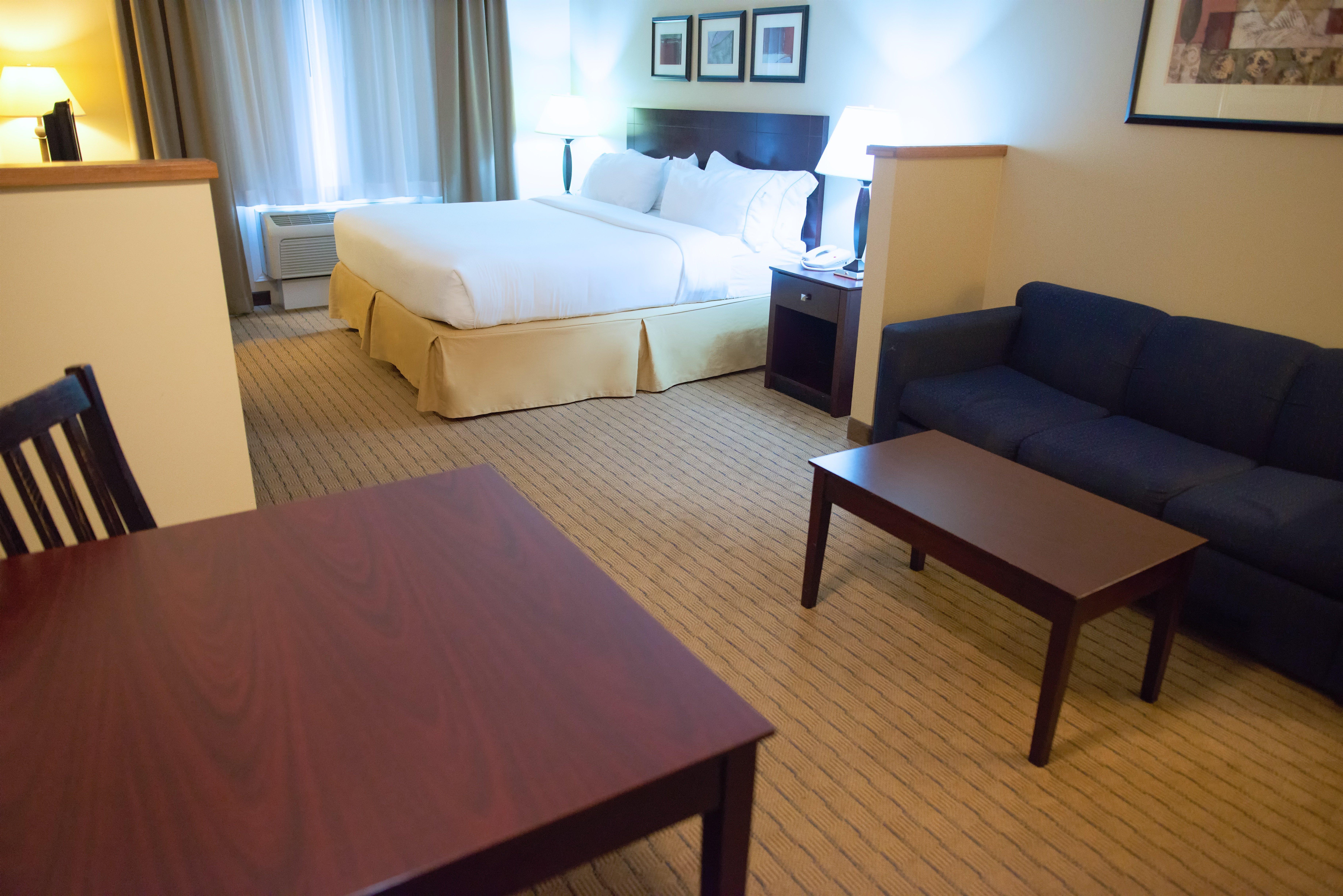 Holiday Inn Express Devils Lake By Ihg Zewnętrze zdjęcie
