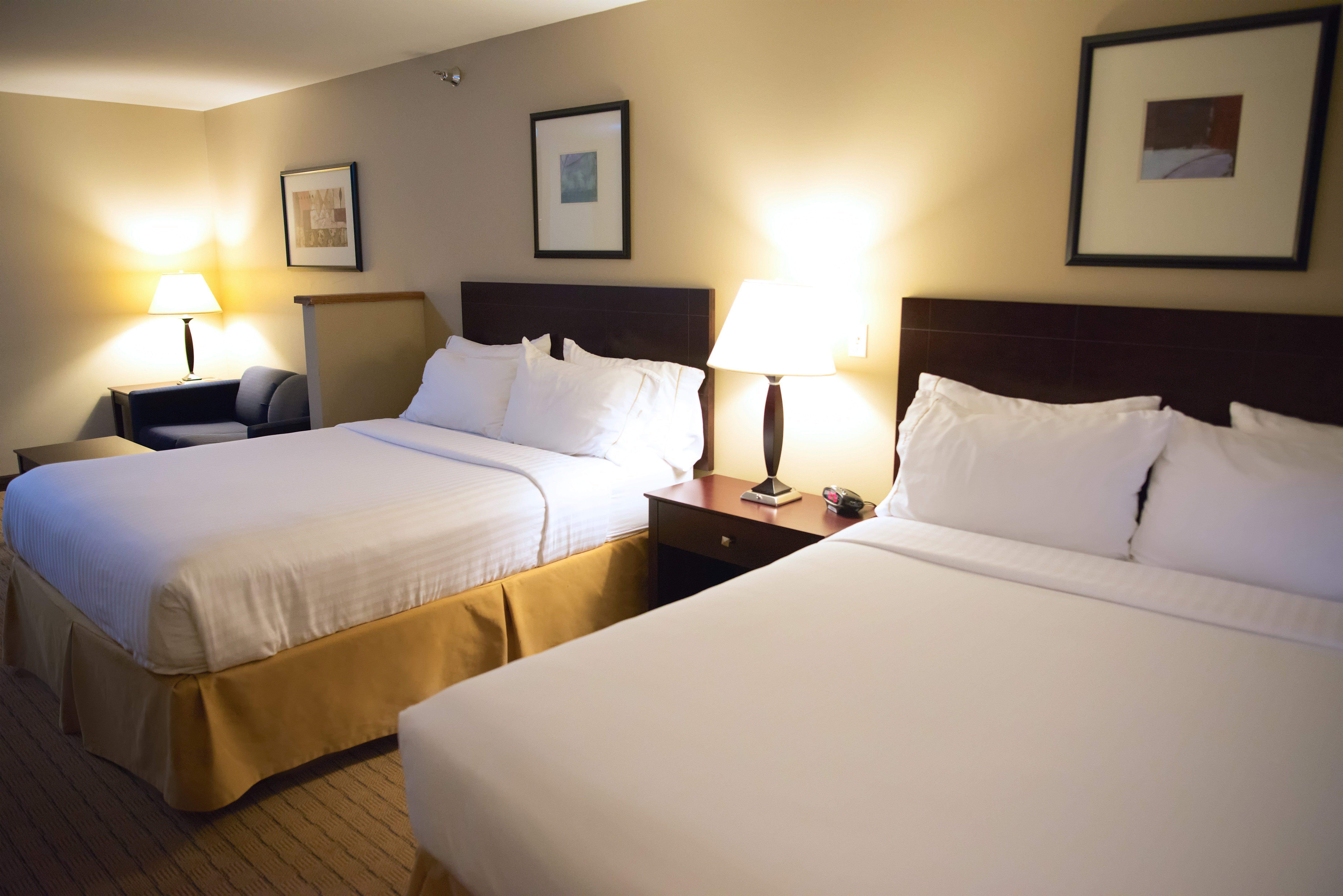 Holiday Inn Express Devils Lake By Ihg Zewnętrze zdjęcie