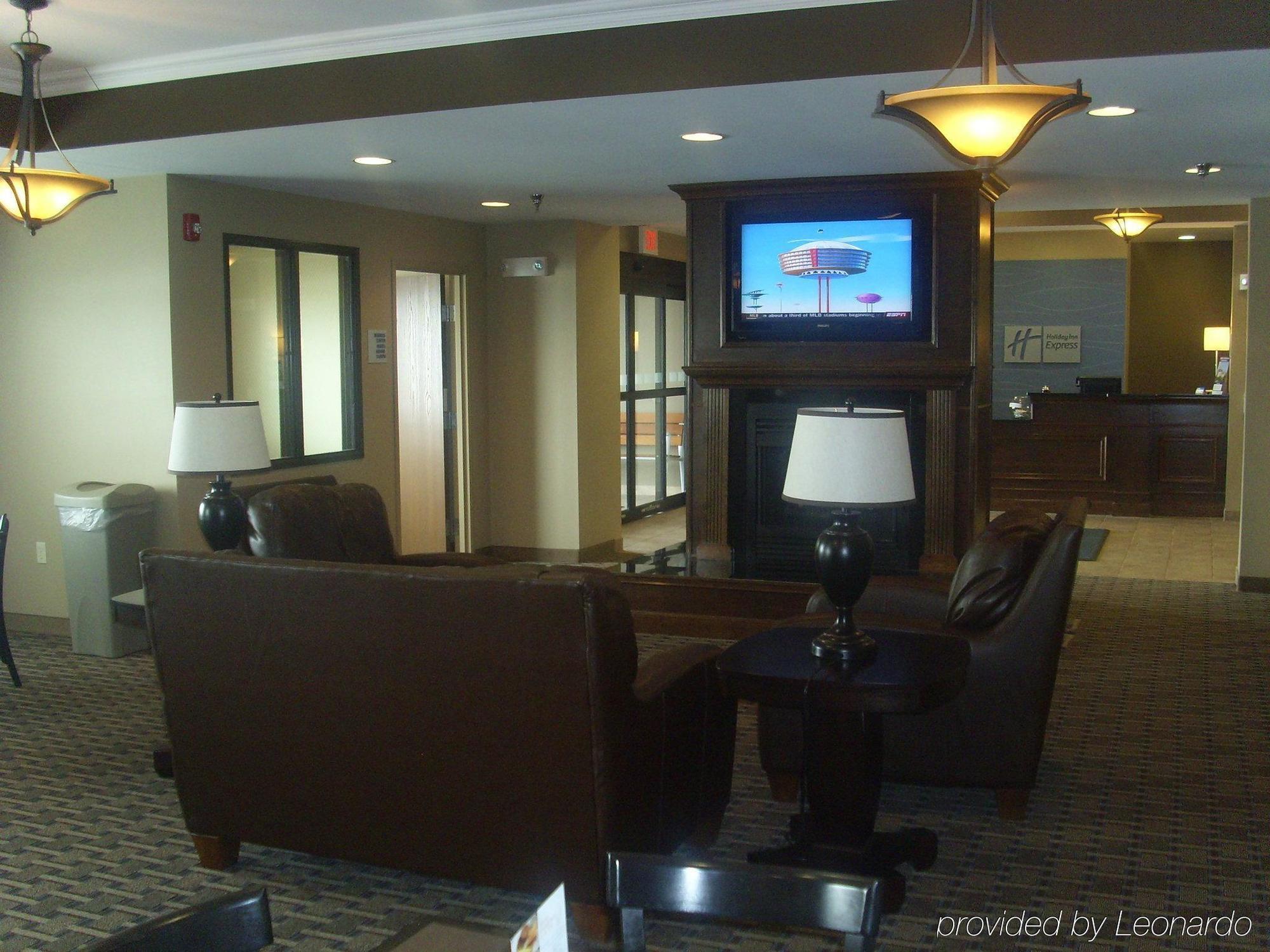 Holiday Inn Express Devils Lake By Ihg Wnętrze zdjęcie