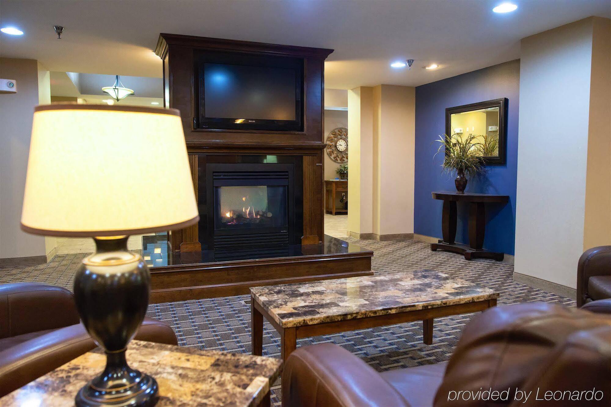 Holiday Inn Express Devils Lake By Ihg Zewnętrze zdjęcie